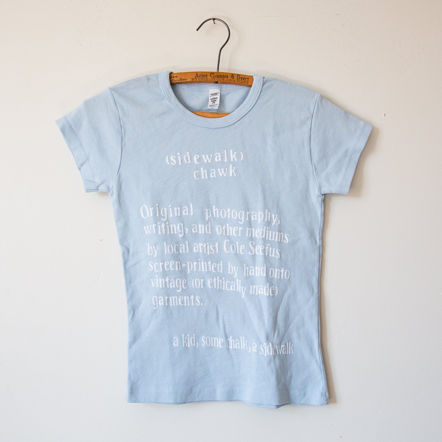 brand signage baby t-shirt, light blue