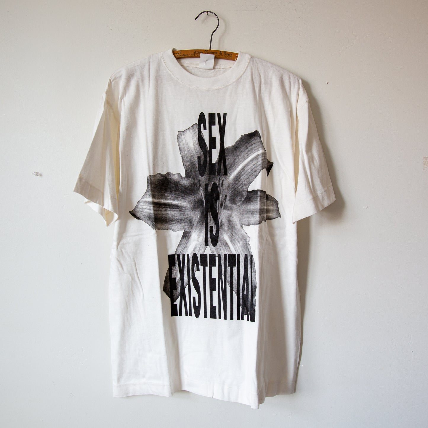 SEX IS EXISTENTIAL, sz L