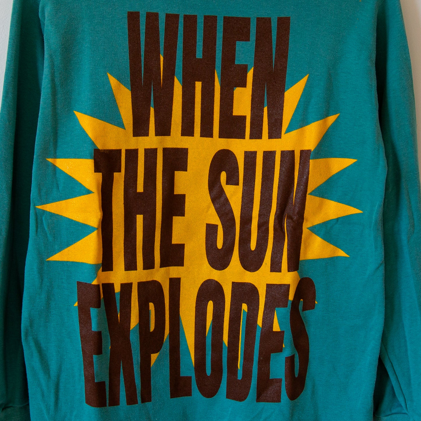 SUN EXPLODES, sz M