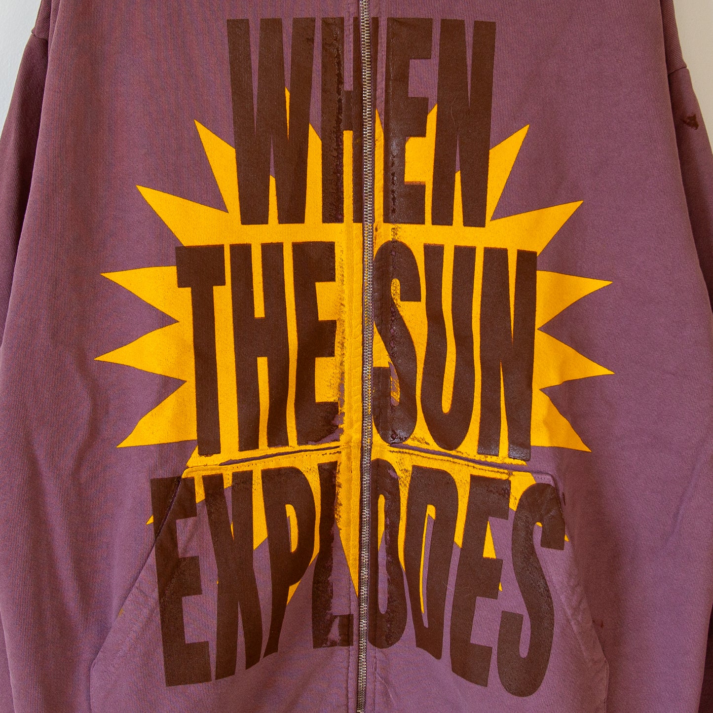 SUN EXPLODES, sz L