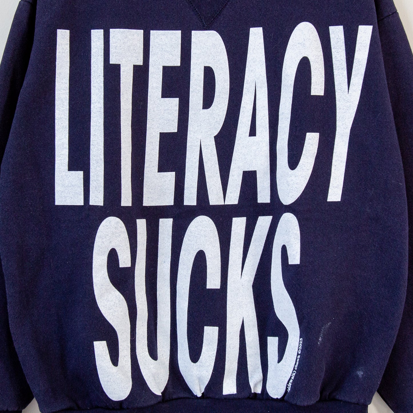 LITERACY SUCKS, sz M