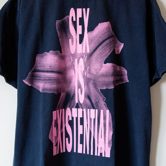 SEX IS EXISTENTIAL, sz XL