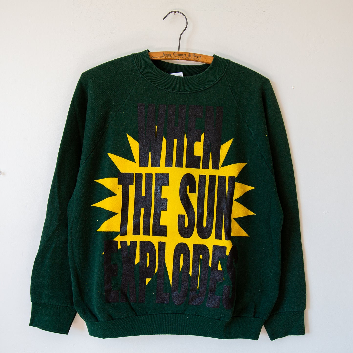 SUN EXPLODES, sz M