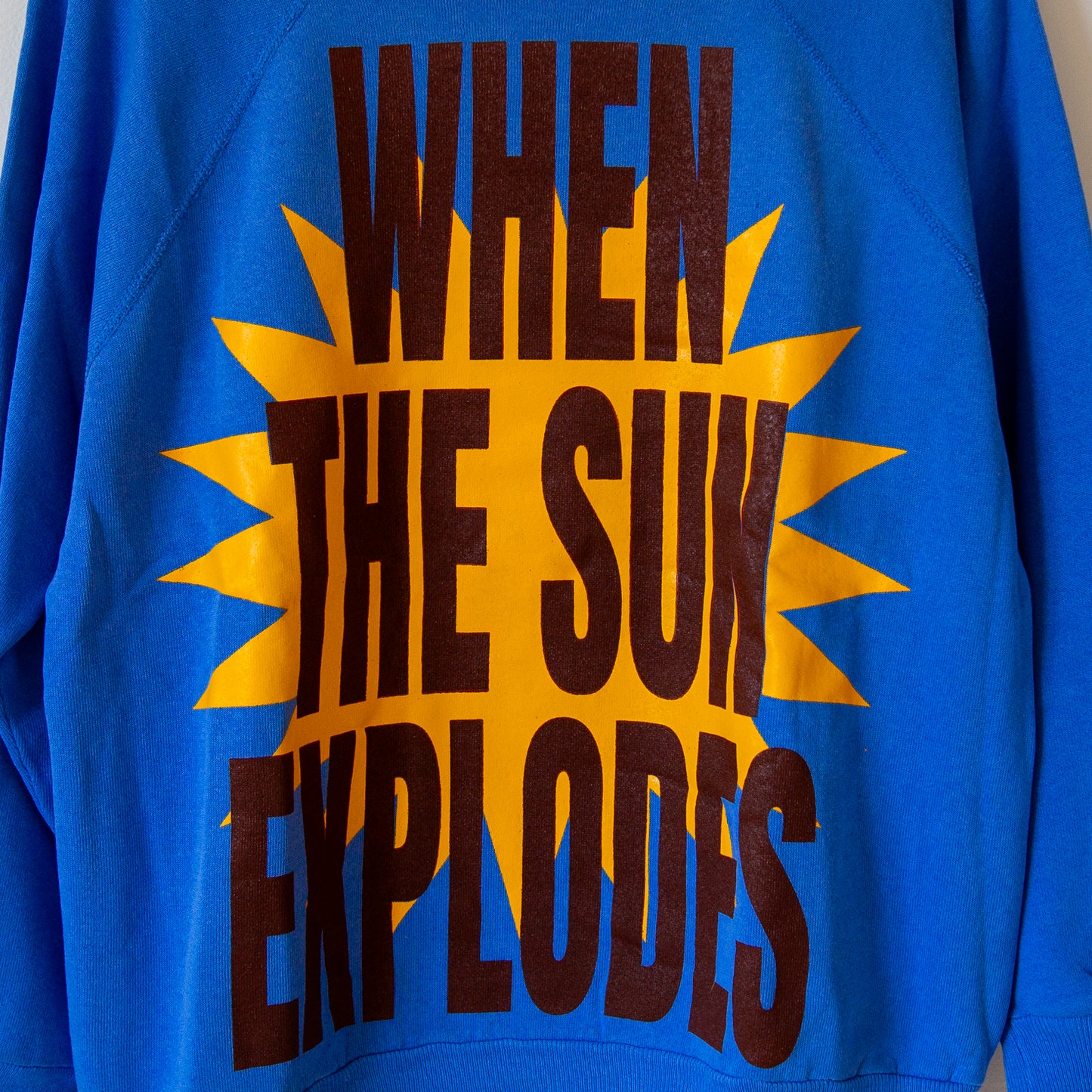SUN EXPLODES, sz M