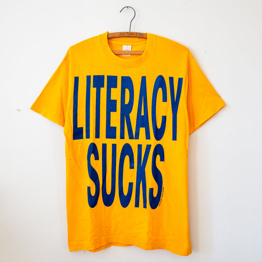 LITERACY SUCKS, sz M