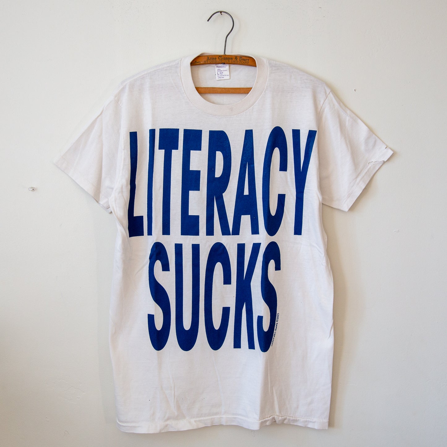 LITERACY SUCKS, sz M
