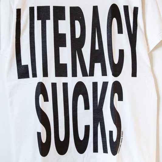 LITERACY SUCKS, sz M