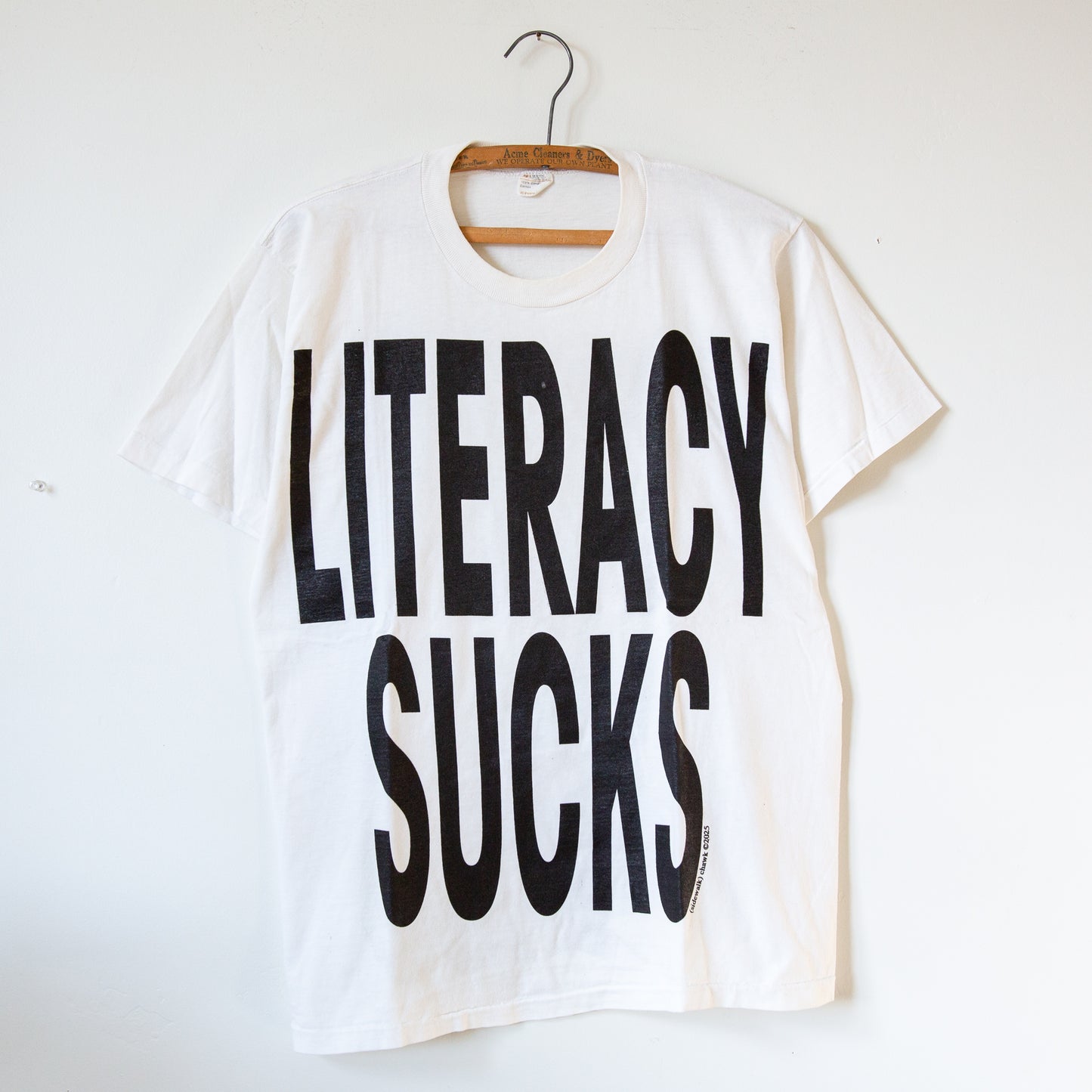 LITERACY SUCKS, sz M