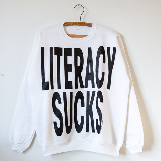 LITERACY SUCKS, sz M