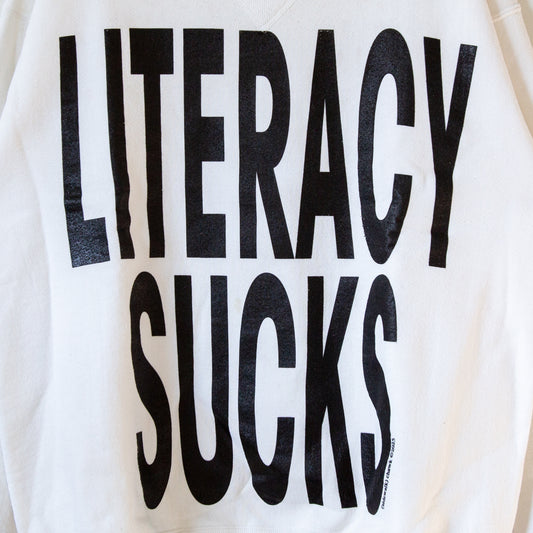 LITERACY SUCKS, sz L