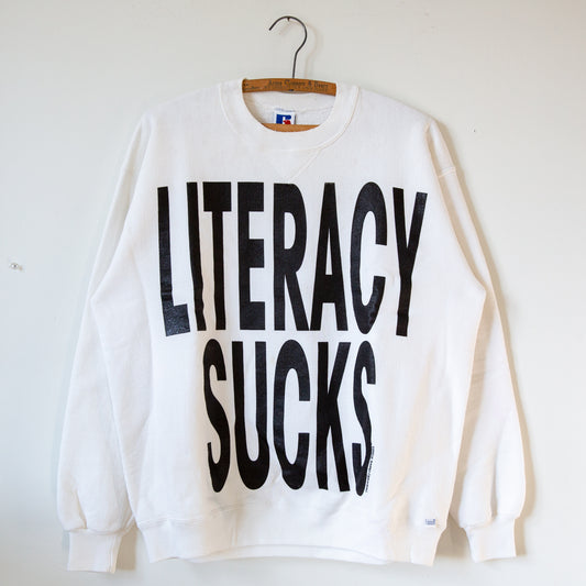 LITERACY SUCKS, sz L