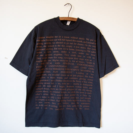 I SEE YOU (UNIVERSE) DANCING IN THE STREET t-shirt, black