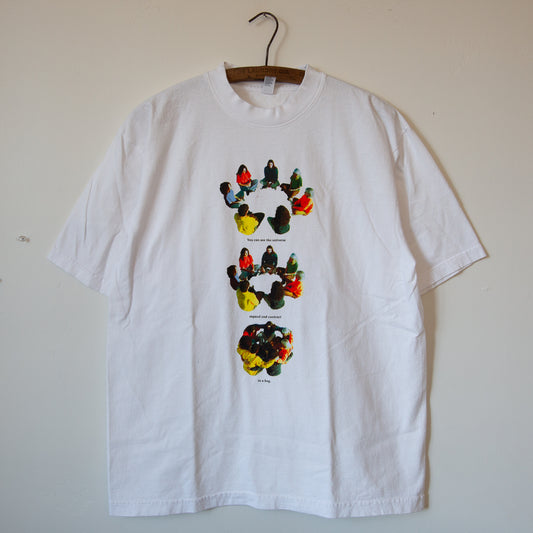 UNIVERSE HUG t-shirt